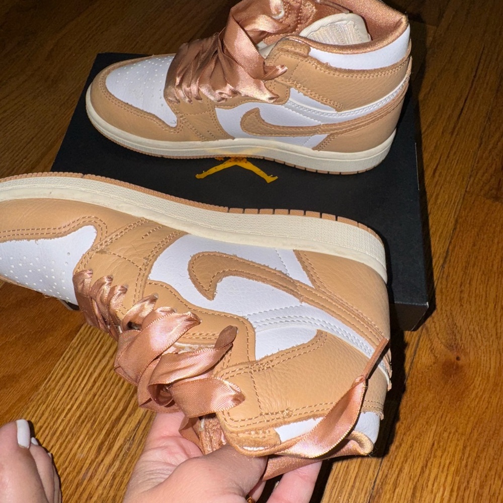 Jordan 1 - Picture 4 of 5